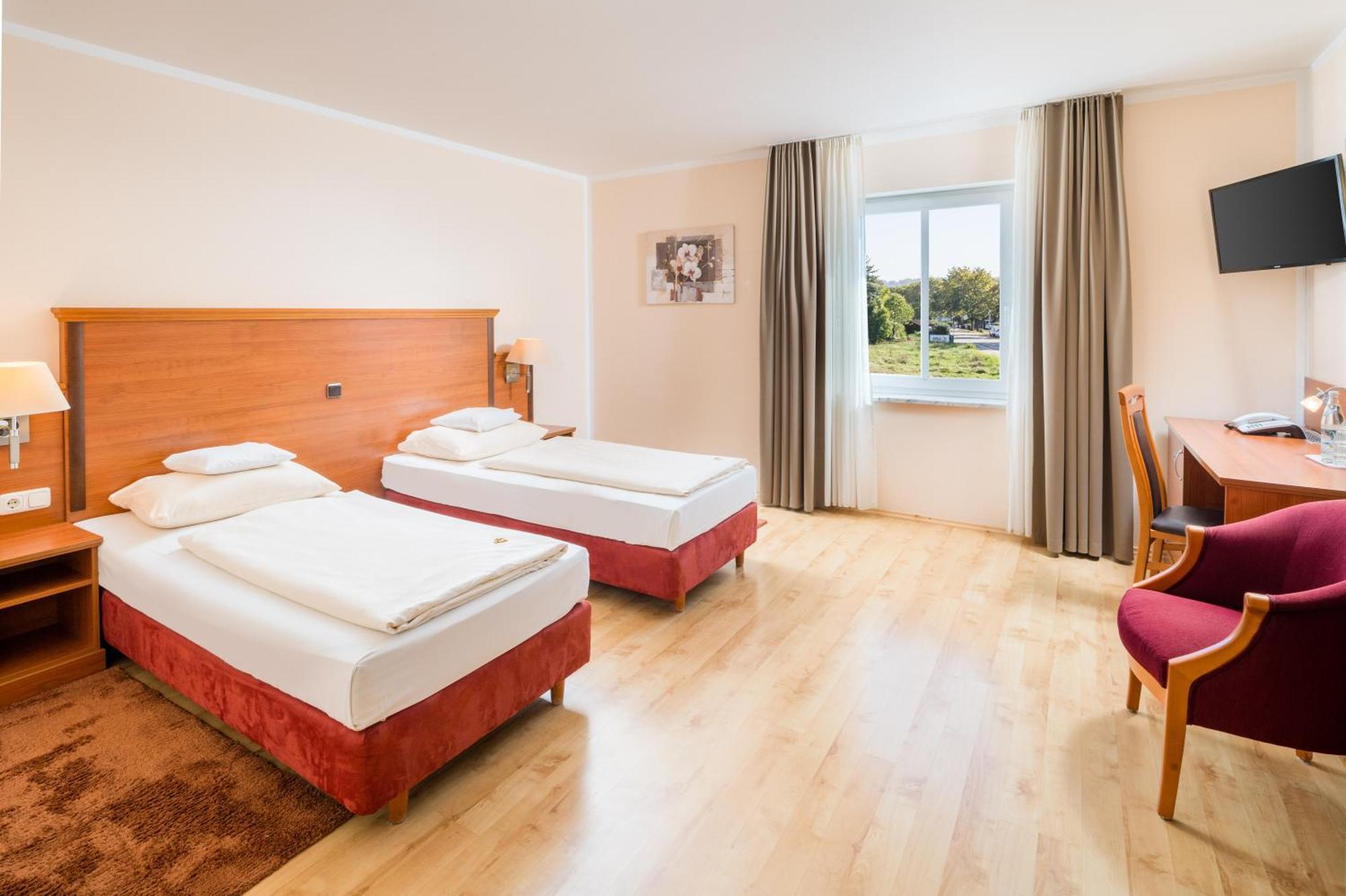 Hotel Meridian ***Superior Ergolding Ngoại thất bức ảnh