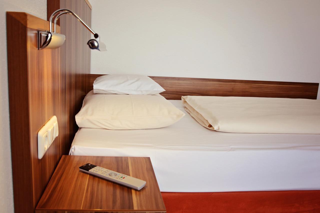 Hotel Meridian ***Superior Ergolding Ngoại thất bức ảnh